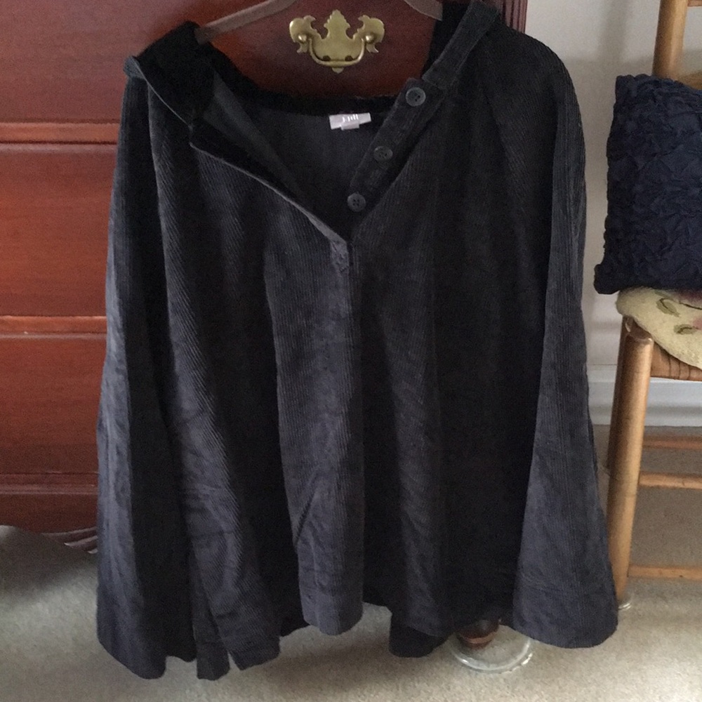 Black hooded tunic